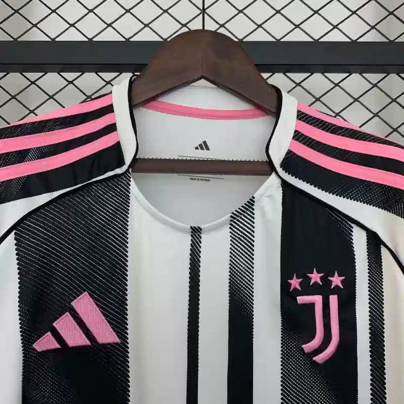 2025-2026 Juventus Home Football kit - Footyb