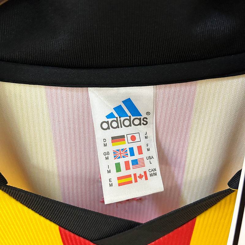 99-00 Galatasaray Home Football kit - Footyb