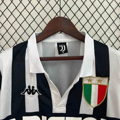 1984-1985 Juventus home Football kit - Footyb