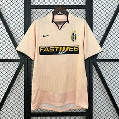 2003-2004 Juventus away Football kit - Footyb