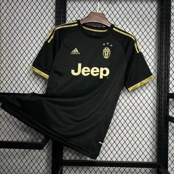 2015-2016 Juventus third Football kit - Footyb