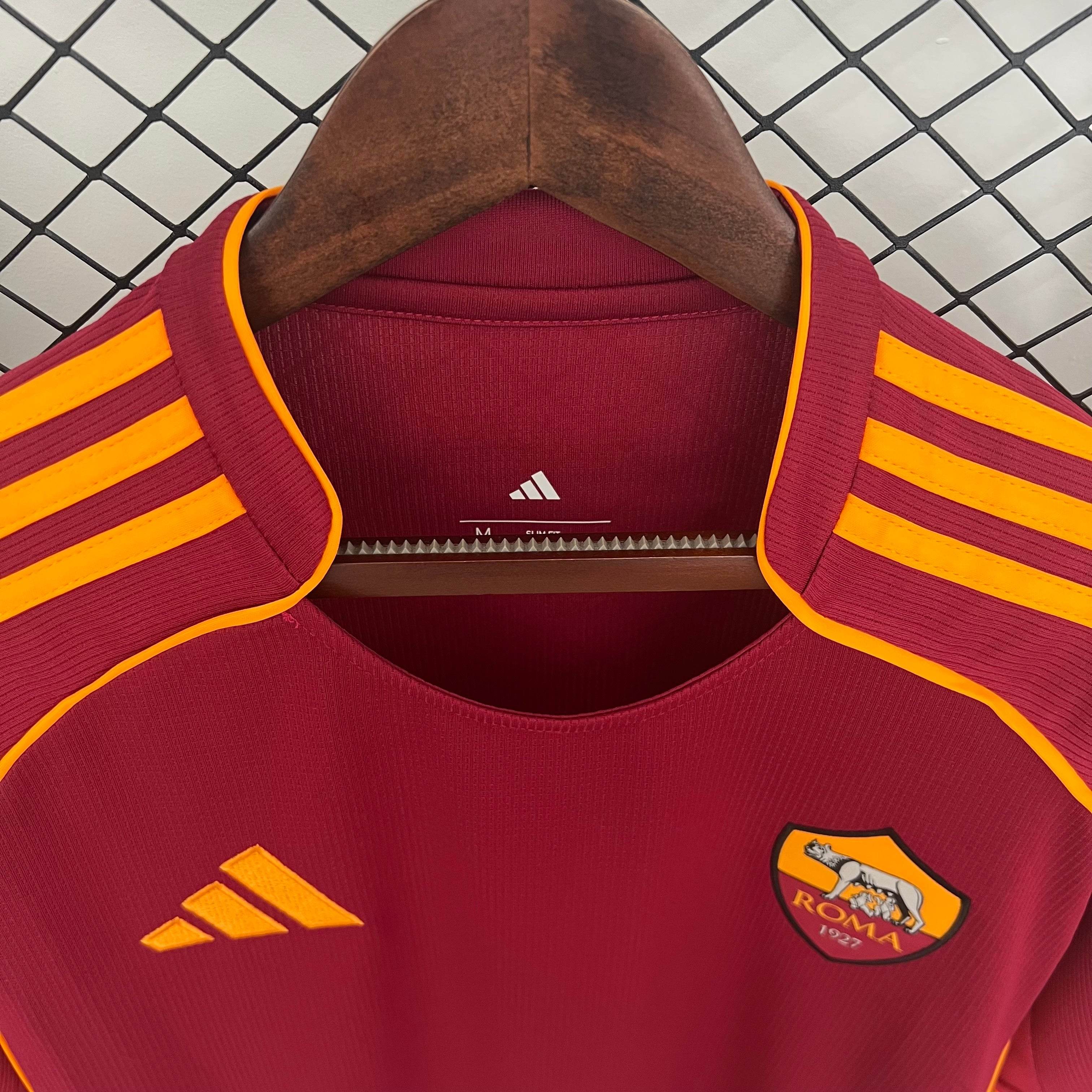 25-26 Roma Home kit - Footyb