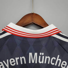 1998-1999 Bayern Munchen Third Away kit - Footyb
