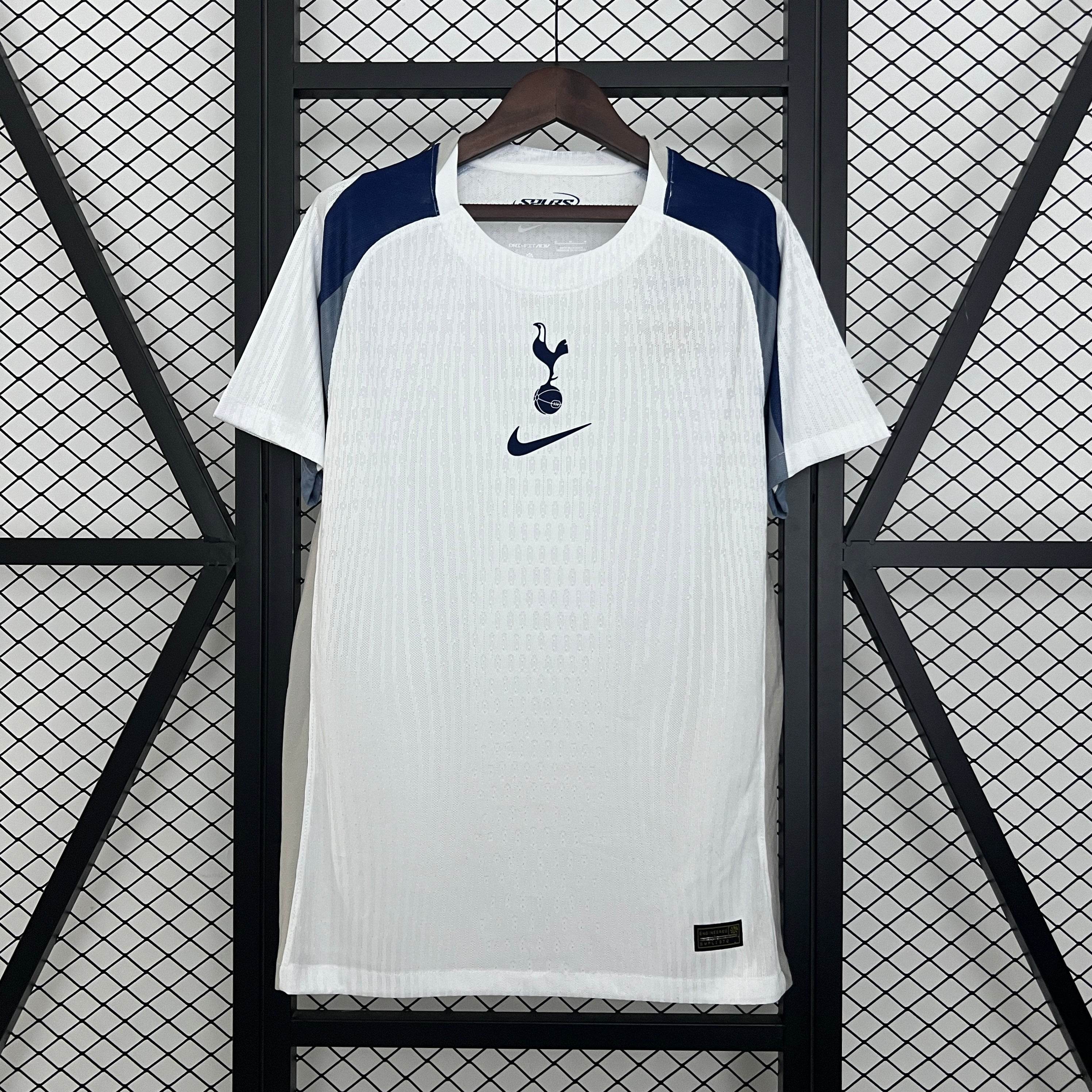 25-26 Tottenham Home kit - Footyb