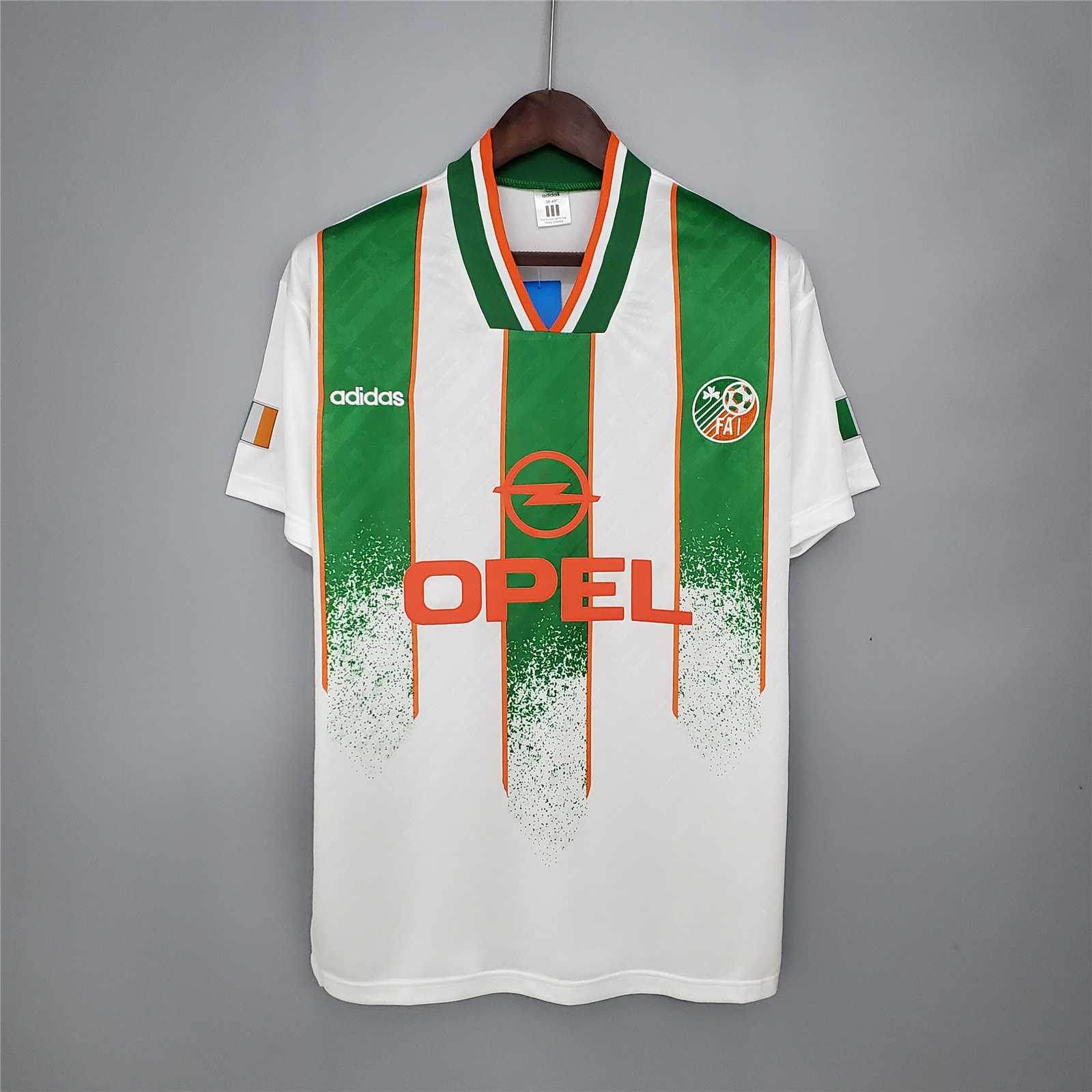 1994 Ireland Home Football kit - Footyb