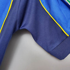 01/02 America away Football kit - Footyb