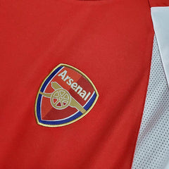02/04 Arsenal home Football kit - Footyb