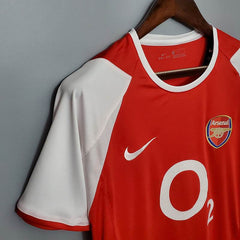 02/04 Arsenal home Football kit - Footyb