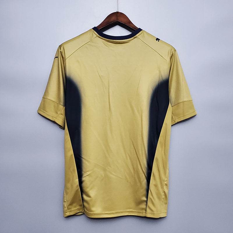 2006 Italy Golden Football kit - Footyb