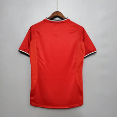00/01 Manchester United home Football kit