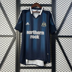 05/06 Newcastle United Away Football kit Footyb
