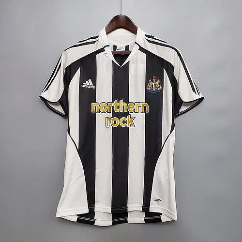 05/06 Newcastle United home Football kit Footyb