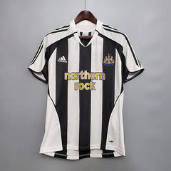 05/06 Newcastle United home Football kit Footyb