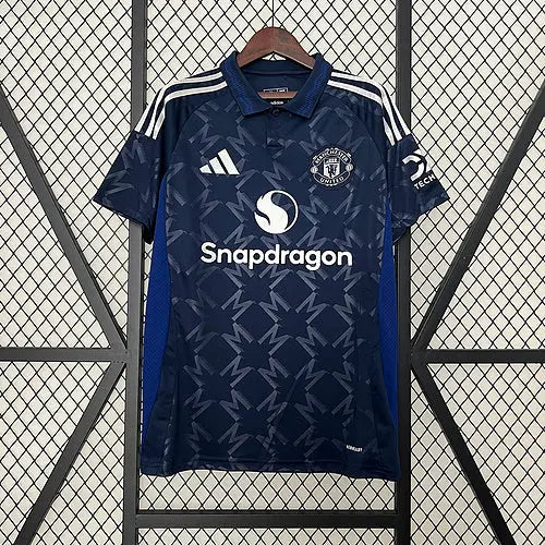 24/25 Manchester United away Football kit
