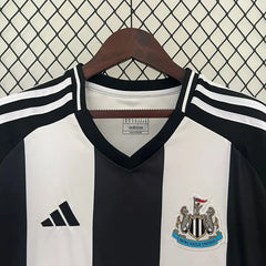 24/25 Newcastle United Home Football kit Footyb