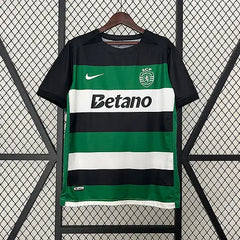 24/25 Sporting Lisbon home Football kit