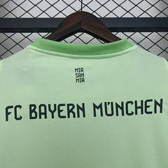 25/26 Bayern Munich Goalkeeper Green Football kit