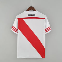 2015/16 River Plate home kit