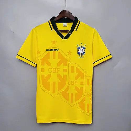 93/94 Brazil home Football kit - Footyb