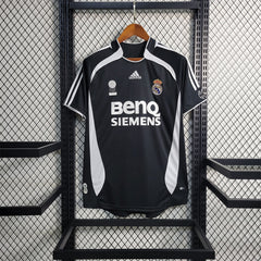 2006-2007 Real Madrid Away Kit