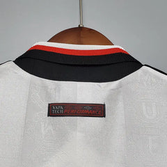 97/98 Manchester United away Football kit