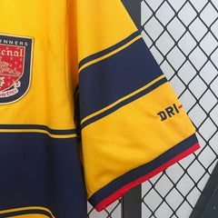 Arsenal 97/99 Away Football kit