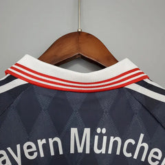 Bayern 97/99 home Football kit Footyb