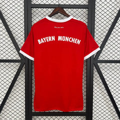 Bayern Munich 17/18 Home Football kit