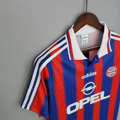 Bayern Munich 95/97 home Football kit