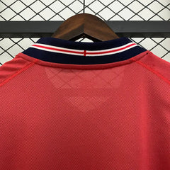 England 2002 Away Football kit