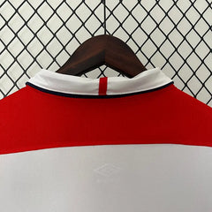 England 2004 Home Football kit