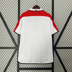 England 2004 Home Football kit