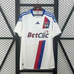 Lyon 10/11 Home Football kit