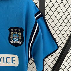 Manchester City 02/03 Home Football kit