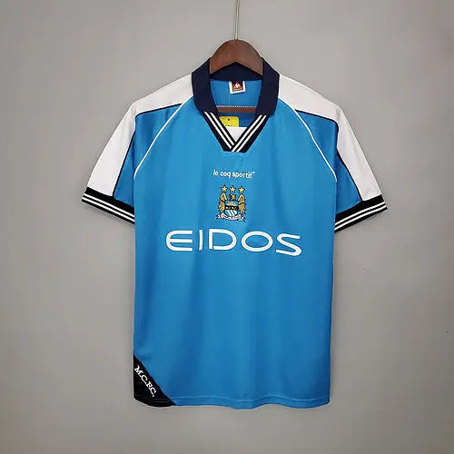 Manchester City 99/01 home Football kit