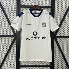 Manchester United 00/01 away Football kit