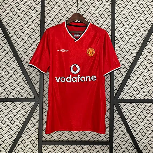 Manchester United 00/02 Home Football kit