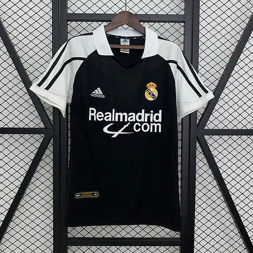 Real Madrid 01/02 Away Football kit