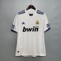 Real Madrid 10/11 home Football kit