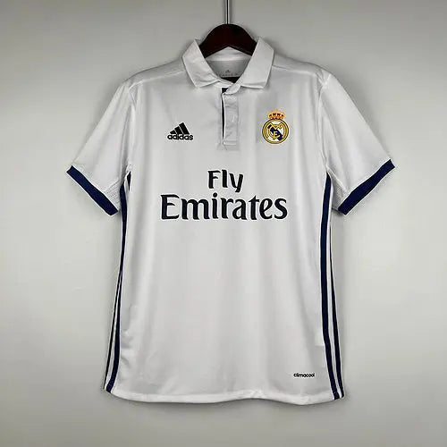Real Madrid 16/17 Home Football kit