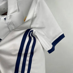Real Madrid 16/17 Home Football kit