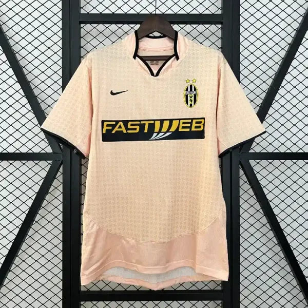 2003-2004 Juventus away Football kit