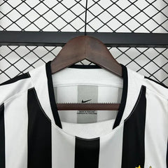 2003-2004 Juventus home Football kit