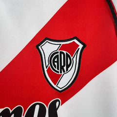 River Plate 00/01 Home Football kit - Footyb