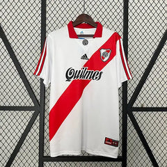 River Plate 98/99 Home Football kit