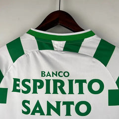 Sporting Lisbon 03/04 Home Football kit