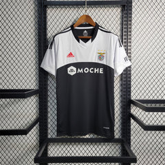 2013-14 Benfica Away Kit