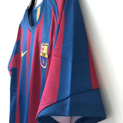 2005-2006 Barcelona Home  Kit