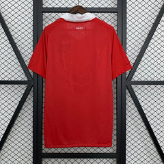 Manchester United 10/11 Home Football kit