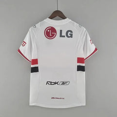 sao paulo 2006 home Football kit
